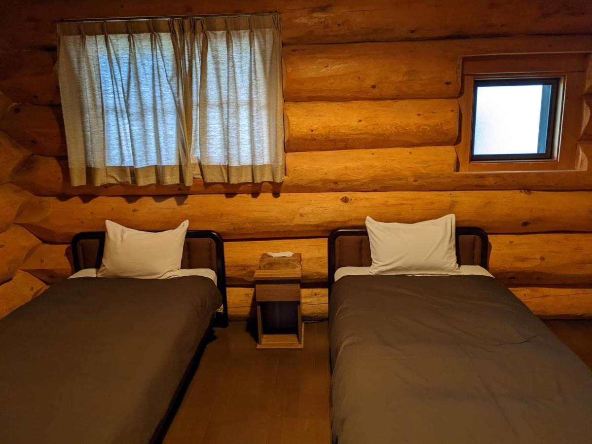 Aparthotel White Tree Log House Madarao Tangram Shinano  Zewnętrze zdjęcie