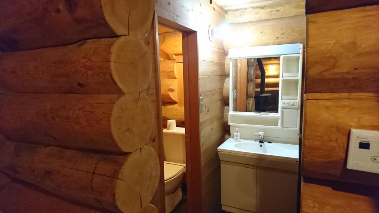 Aparthotel White Tree Log House Madarao Tangram Shinano  Zewnętrze zdjęcie