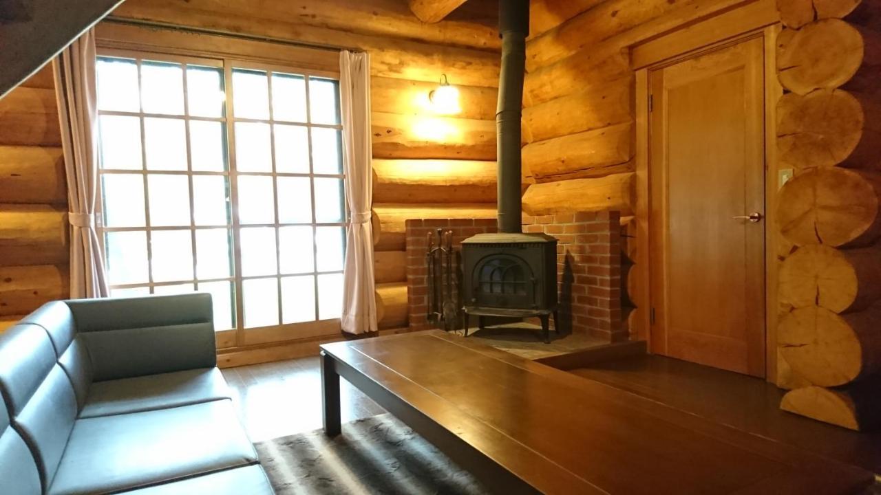 Aparthotel White Tree Log House Madarao Tangram Shinano  Zewnętrze zdjęcie