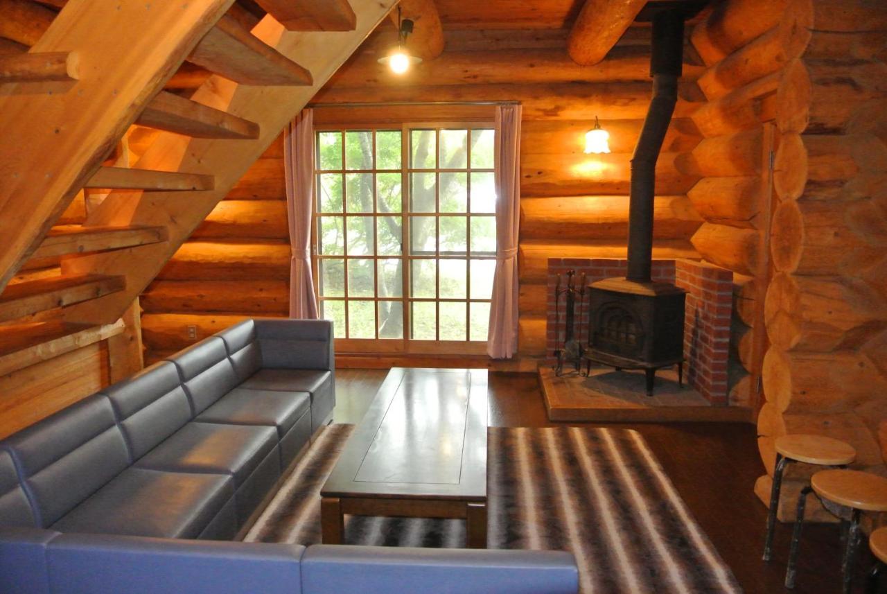 Aparthotel White Tree Log House Madarao Tangram Shinano  Zewnętrze zdjęcie